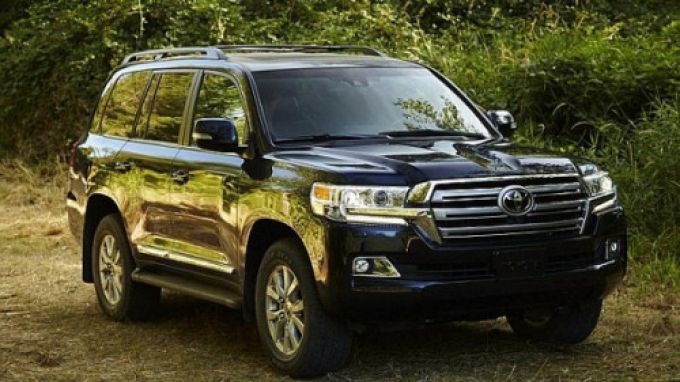 Landcruiser 200 GX 470 đứng thứ 8 trong bảng xếp hạng.