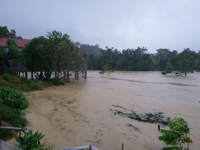 nhiều địa phương ngập trong biển nước