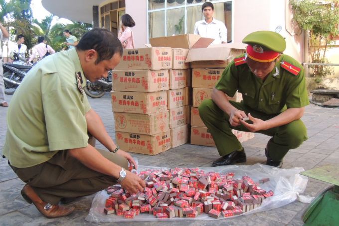 Hà Nội Tăng cường chống buôn bán pháo nổ