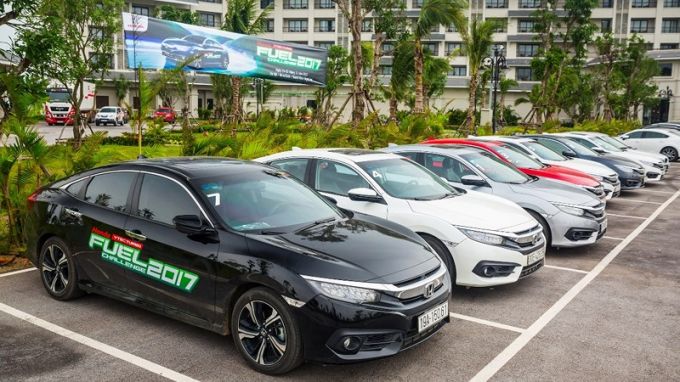 Honda Civic thế hệ thứ 10 chỉ 4,5 lít100 km