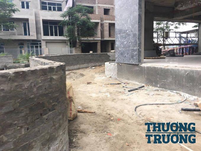 Chưa đủ điều kiện nghiệm thu, nhưng CĐT Alaska vẫn &ldquo;th&uacute;c&rdquo; người mua nh&agrave; dọn v&agrave;o ở v&agrave; đ&oacute;ng nốt tiền?!